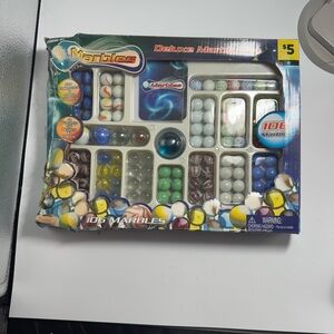 Deluxe Marble Set with Assorted Colors